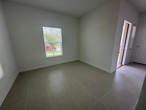 2895 Transformation Wy in Oakland, FL - Building Photo - Building Photo