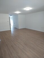 34 Davey Dr, Unit 3 in Peru, NY - Building Photo