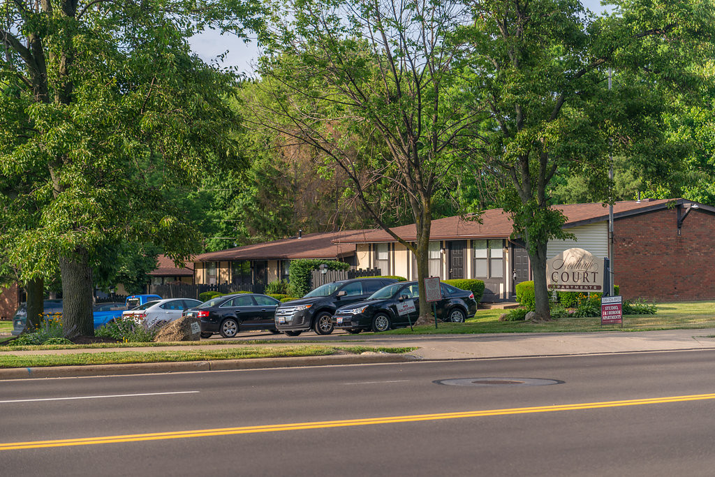 The Northrup Court Apartments in North Canton, OH - Building Photo