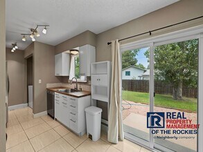 824 Rocky Rd in Fort Collins, CO - Building Photo - Building Photo