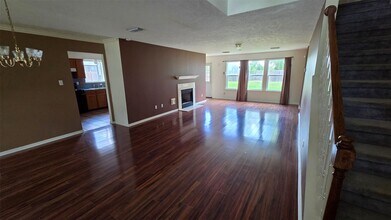 10822 Glenora Dr in Houston, TX - Building Photo - Building Photo