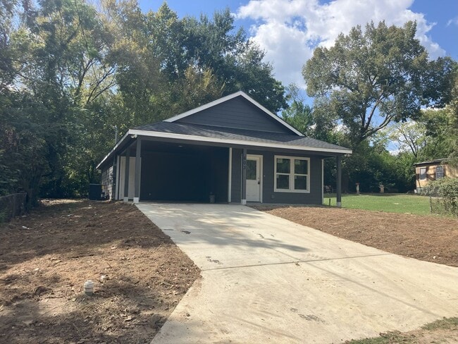 property at 603 Ford St