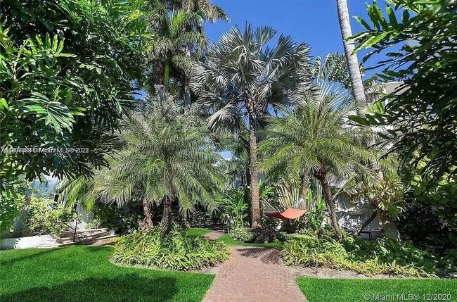 property at 727 14th Pl