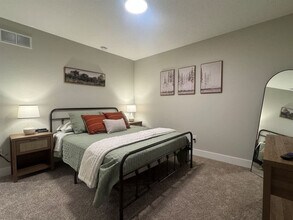 1249 Kinsmoor Ave in Fort Wayne, IN - Building Photo - Building Photo