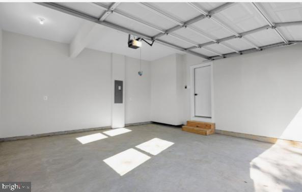 4938 Rullman Rd in Shady Side, MD - Foto de edificio - Building Photo