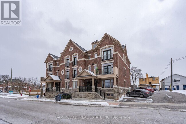 124B CHURCH St in Mississauga, ON - Building Photo - Building Photo