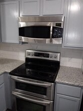 3411 S Briar Knoll Dr in Houston, TX - Foto de edificio - Building Photo