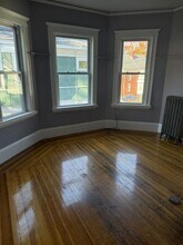 164 S Pleasant St in Haverhill, MA - Building Photo - Building Photo