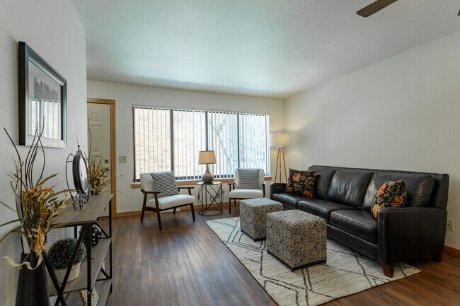 Glendale Townhomes in Madison, WI - Foto de edificio - Interior Photo