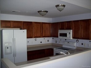 2249 Arcadia Dr in Canton Township, MI - Building Photo - Building Photo