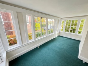 214 Commonwealth Ave, Unit 1 in Chestnut Hill, MA - Building Photo - Building Photo