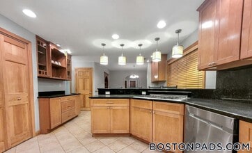 26 Gladstone St in Everett, MA - Building Photo - Building Photo
