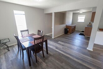 201 Wheaton Ct in Columbia, MO - Building Photo - Building Photo