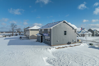 Lennar at Spancil Hill in Woodbury, MN - Building Photo - Building Photo