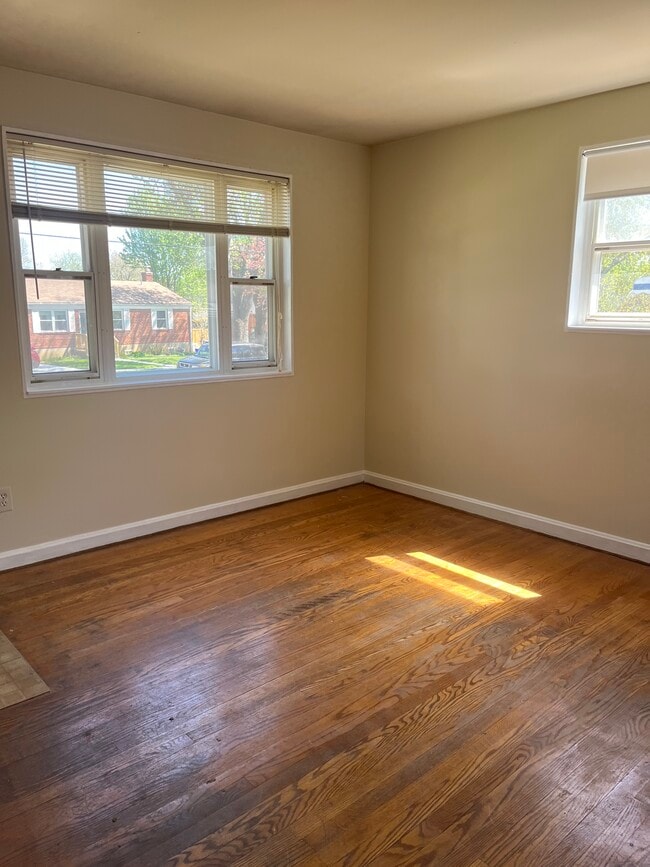 11806 Old Drovers Way in Rockville, MD - Building Photo - Building Photo