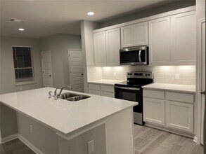 316 McLintock Rd in Jarrell, TX - Building Photo - Building Photo