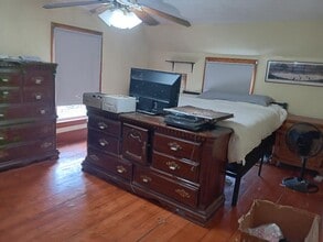14 Hastings St, Unit 1 in Marlborough, MA - Foto de edificio - Building Photo