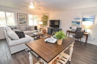 Cherry Creek in Winterset, IA - Building Photo - Interior Photo