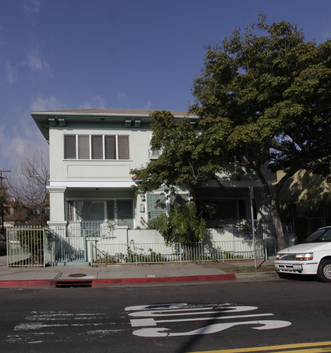 1208 N St Andrews Pl in Los Angeles, CA - Building Photo - Building Photo