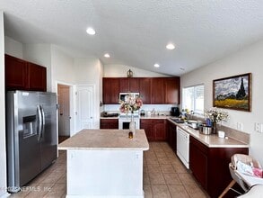 5163 Magnolia Valley Dr in Jacksonville, FL - Building Photo - Building Photo