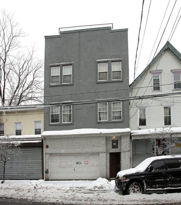 450 Jersey St in Staten Island, NY - Building Photo