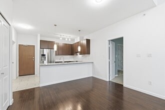 15388-15101 101 Ave in Surrey, BC - Building Photo - Building Photo