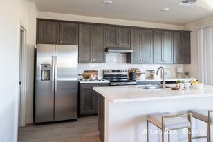 1118 W Audrey Lane in Phoenix, AZ - Building Photo