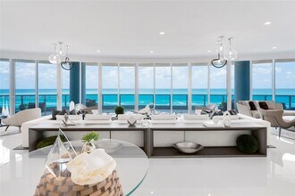 5959 Collins Ave in Miami, FL - Foto de edificio - Building Photo