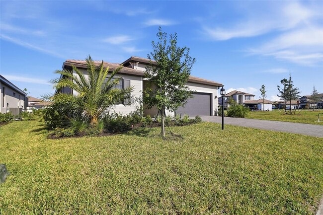 15169 Serene Shrs Lp in Bradenton, FL - Foto de edificio - Building Photo