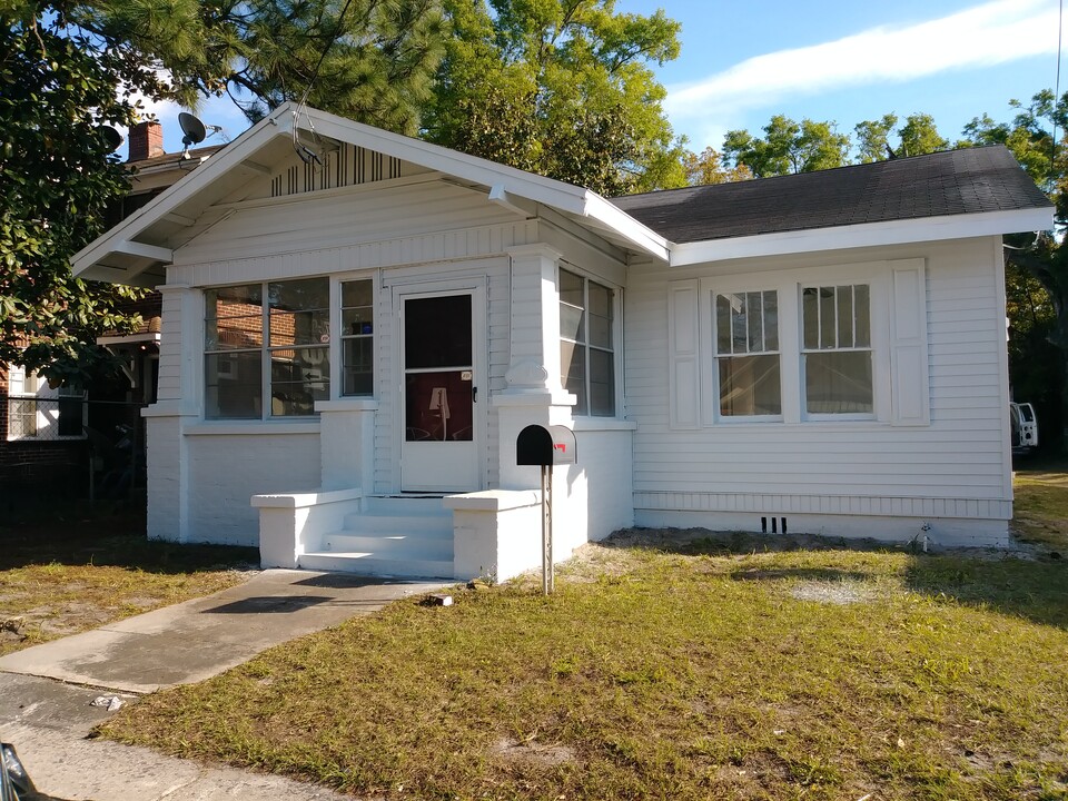 26 W 27th St in Jacksonville, FL - Building Photo