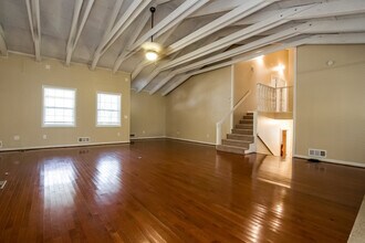 1939 Six Branches Dr in Roswell, GA - Building Photo - Building Photo