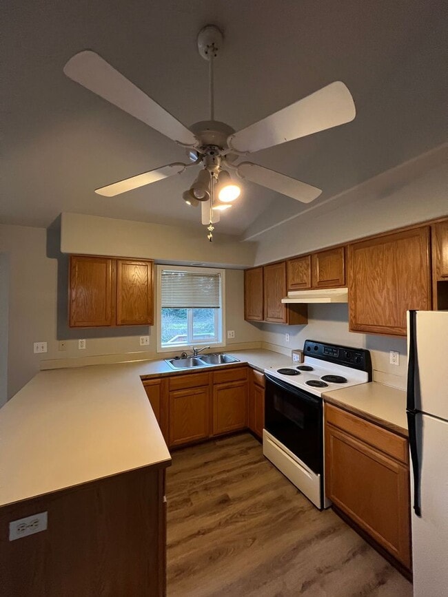property at 4111 Forsythia St
