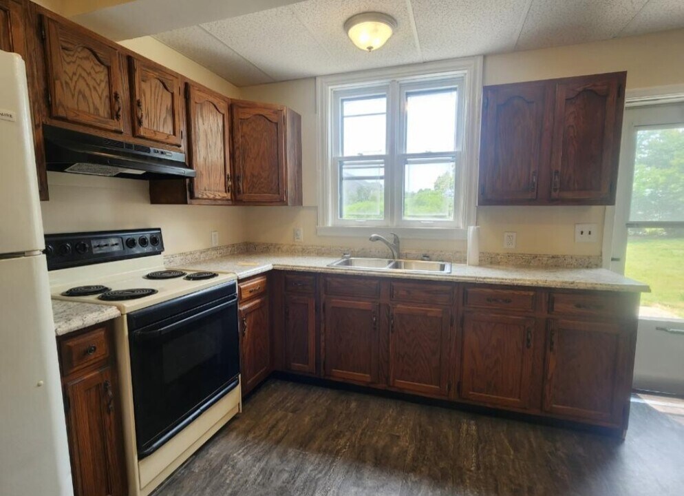 2416 Lehman St in Lebanon, PA - Building Photo