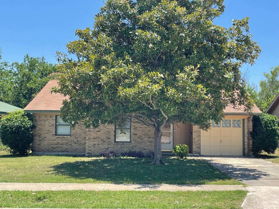 2620 Hidden Valley Dr in Killeen, TX - Building Photo