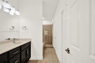 9243 SW 227th Terrace in Cutler Bay, FL - Building Photo - Building Photo