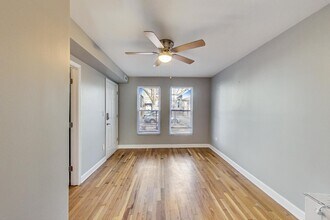 3719 W Palmer St in Chicago, IL - Foto de edificio - Building Photo