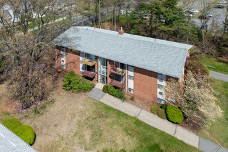 Andover Garden in Andover, MA - Foto de edificio - Building Photo