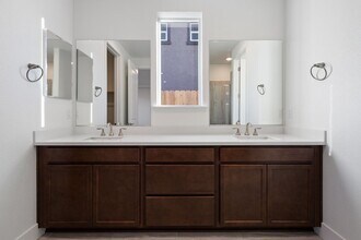 7504 Rambling Rdg Rd in Reno, NV - Building Photo - Building Photo