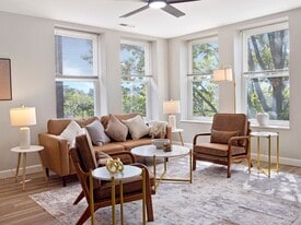 The Park Lux in St. Louis, MO - Building Photo