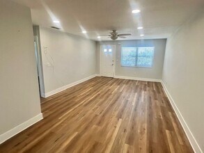 6080 80th St N in St. Petersburg, FL - Building Photo - Building Photo