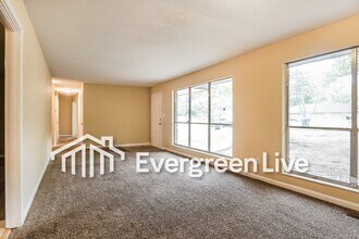 1208 Oakley Dr in Birmingham, AL - Building Photo - Building Photo