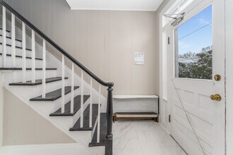 20 Park Ave, Unit 20B in Flemington, NJ - Foto de edificio - Building Photo