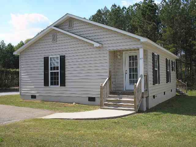 213-219 Lake St in Greenwood, SC - Building Photo