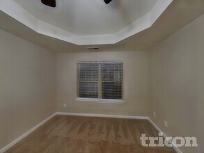 394 Lossie Ln in Mcdonough, GA - Foto de edificio - Building Photo