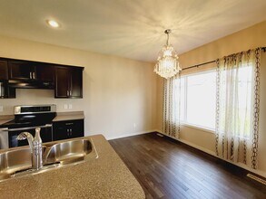1863 Rutherford Rd SW in Edmonton, AB - Building Photo - Building Photo