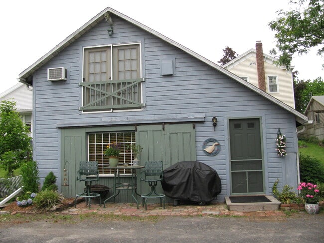 property at 4 4th Alley