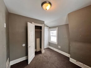 554 Brighton Ave in Toledo, OH - Building Photo - Building Photo