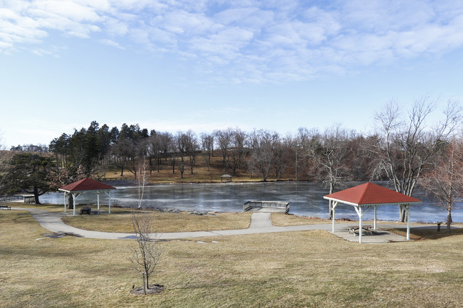 Casas Alquiler en North Lincoln Street, MA