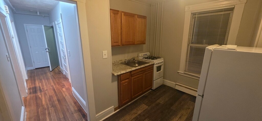 35 Sagamore St in Lynn, MA - Building Photo