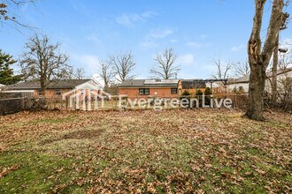 5679 Tall Oaks Dr in Milford, OH - Building Photo - Building Photo